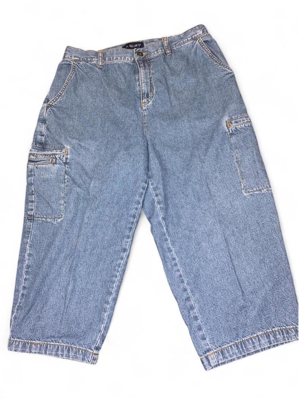 Vintage 90s/Y2K L.A. Blues Denim Cargo Capris - Plus Size 14/16W Medium Wash